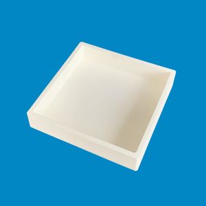 Buy cheap Long Lifespan Refractory Alumina Ceramic Crucible Wear Resistant For Analyzing And Firing from wholesalers