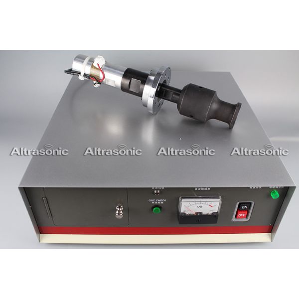 Quality 20Khz Ultrasonic Oscillator Transducer With Booster Flange Titanium Sonotrode for sale