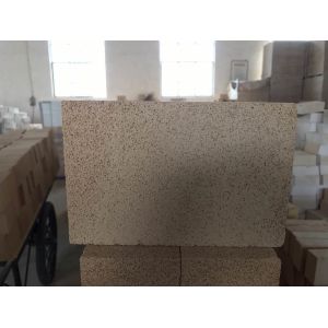 Buy cheap High Alumina Mullite Insulating Brick Lightweight Insulating Refractory Brick from wholesalers