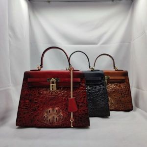 Buy cheap Women Crocodile Pattern Real Leather Handbags Hasp Open FGRE09 from wholesalers