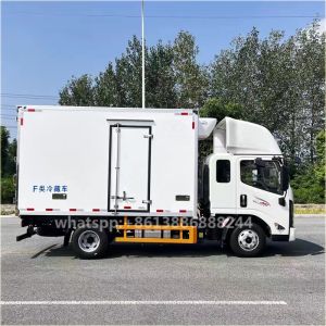 New JMC Wide Body Half Row Refrigerated Truck Refrigerator Truck