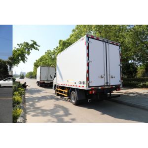Buy cheap JMC 4X2  4.2M Somewhat Mixed New Energy Refrigerated Trucks Van Refrigerator Truck Wagon from wholesalers