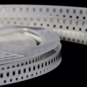 Buy cheap Ceramic Capacitor 10pcs/lot Genuine 1206 patch capacitor 16V 10UF 10%X7R CL31B106KOHNFNE from wholesalers