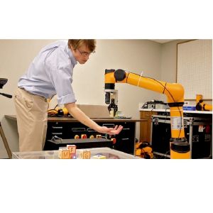 Long Lifetime Collaborative Robot AUBO I10 With 10KG Payload Manipulator For