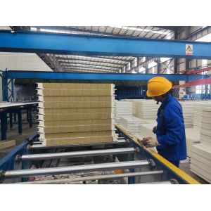 China Fireproof Heat Insulation Pu Panel Wall / Pu Wall Panel Anti Corrosion Board For Construction on sale