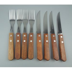 Buy cheap Cheaper Price 6pcs Steak Knife And Fork Set With Wooden Handle for tableware from wholesalers