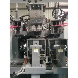 Three Head Plastic Bottle Blow Moulding Machine With IML System