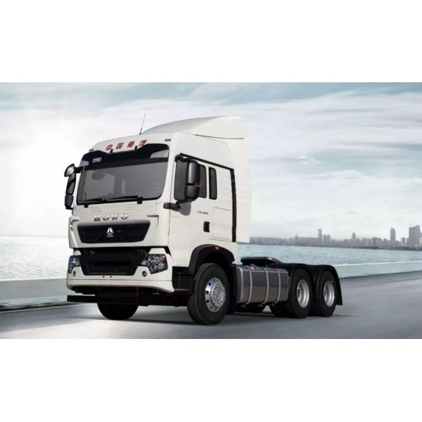 Quality HOWO TX Fuel Tractor ZZ4257V324GE1/ZZ4257V384GF1LB/ZZ4257V324GF1 for sale