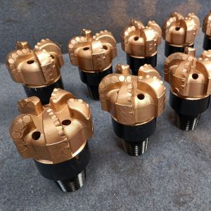 China 5 7/8 Inch Alloy Steel PDC Drill Bits with Custom Color Flexibility for Soft to Medium Soft Formations on sale