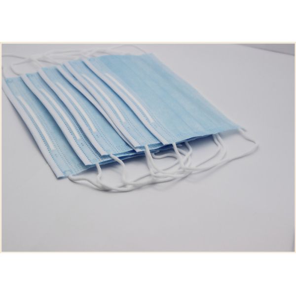 Buy cheap Surgical Disposable Earloop Face Mask 175*95mm Good Air Permeability from wholesalers