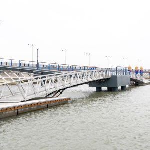 Customizable Marina Floating Walkway Aluminum Gangway Ramps Customers' Demand