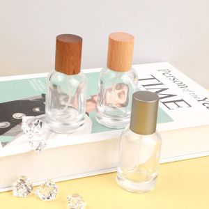 Buy cheap Luxury Glass Empty Perfume Bottle 30ml Clear Spray 500 Pcs from wholesalers