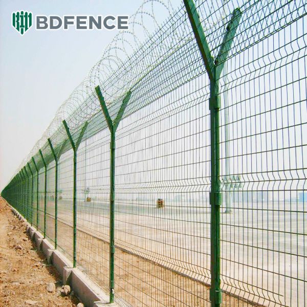 High Security Airport 50mmx200mm aoa fence Pvc Fence Panels And Posts