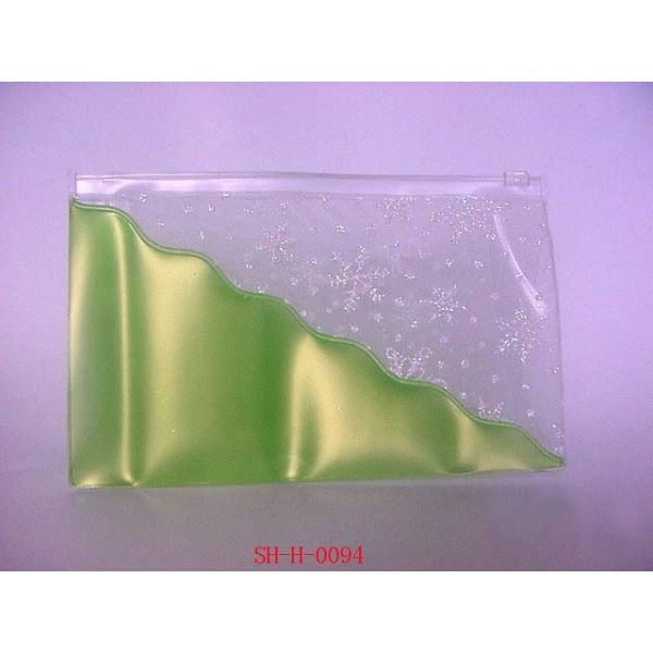 Buy cheap PVC Waterproof Reusable Zipper Bags With Matt Gloss Coating Finishing from wholesalers