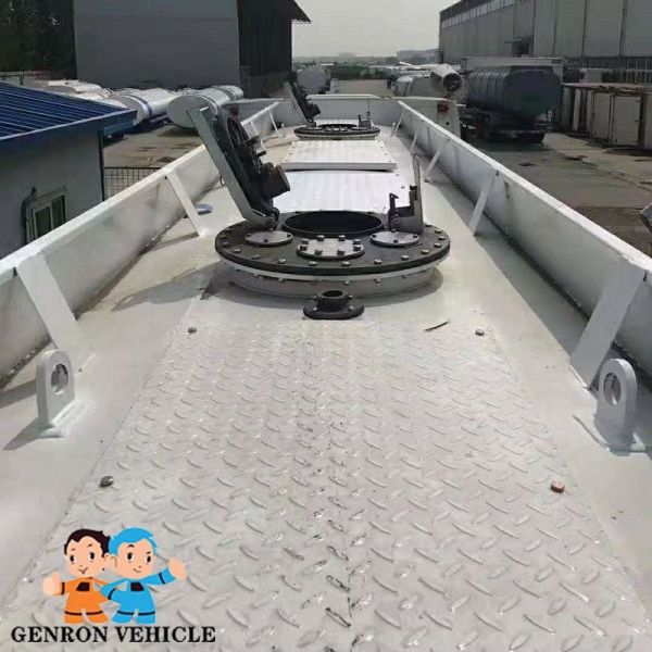 Buy cheap White ISO Anti Seismic Skeleton Enclosed Liquid Tanker Trailer from wholesalers