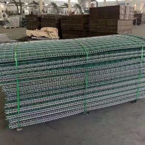 Low Carbon Wire 0.3mm Welded Mesh Defensive Barrier
