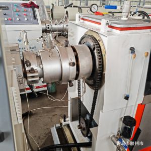 37-55kw Motor Power Spiral Pipe Extrusion Line Water Cooling Way 380V 50HZ Power