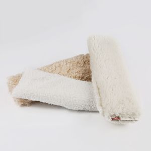 China 100% Polyester Micro Polar Sheepskin Sherpa Fleece Blanket with Tear-Resistant Material on sale