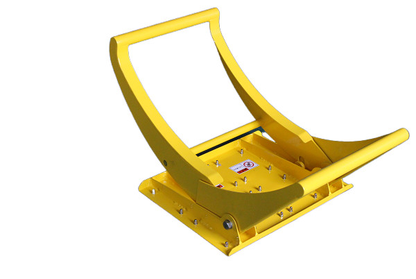 Quality Rubber Plate Friction Increases Mobile Vehicle Barrier Foldable for sale