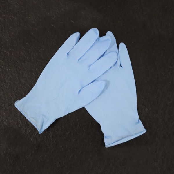 Buy cheap Oil Proof 22 Mil Disposable Nitrile Examination Gloves from wholesalers