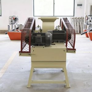 Buy cheap Double Sealed Pair Roller Crusher Machine For Mining Flotation from wholesalers