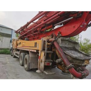 Orange Concrete Pump Putzmeister 46m on Isuz U Chassis Benz 2012 for Smooth
