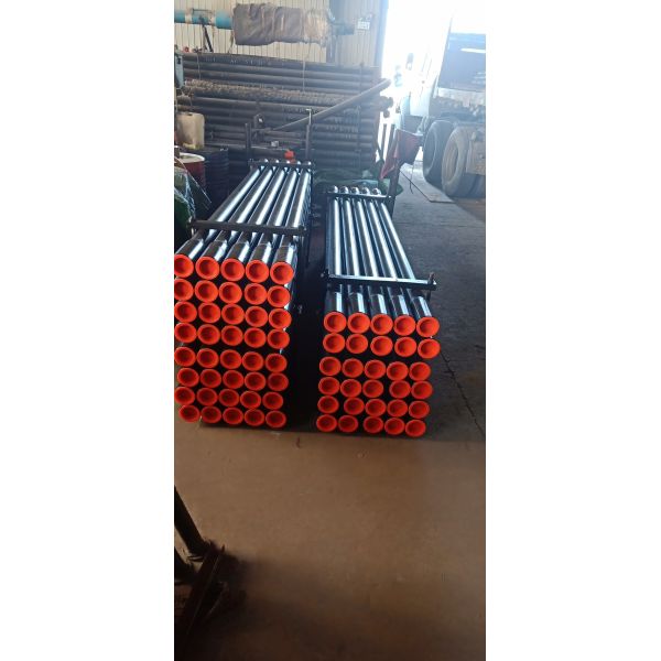 Buy cheap Black S135 Drill Pipe Length 4.5m OD 3.5 "High Strength directional drilling pipe from wholesalers