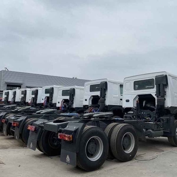 Quality Used Sinotruk Howo Tractor Truck with ABS Antilock Braking System 6800x2496x2958 Size for sale