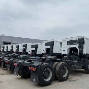 Buy cheap WEICHAI Engine Sinotruk Howo Tractor Trucks Used Second Hand Truck Tractor Head Truck from wholesalers