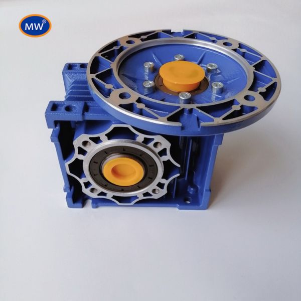 Horizontal Mounting Planetary Gear Reducer with 50 Mm Input and 500 Nm Output