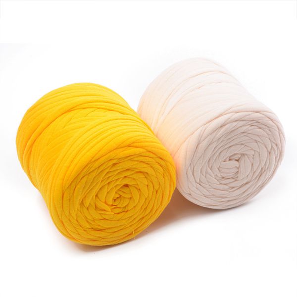 Quality professional fancy free samples tshirt yarn crochet hand knitting yarn for sale