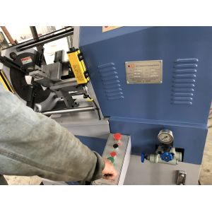 Buy cheap LPM-500 Hydraulic 50KN Beer Labels Paper Punching Machine from wholesalers