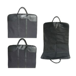 Buy cheap Spunbond Foldable Garment Bag 100% PP Non Woven Material from wholesalers