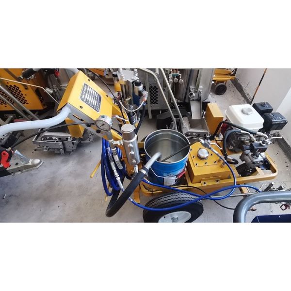 Quality Airless Striping Equipment Road Marking Paint Machine 200-400 Lbs for sale