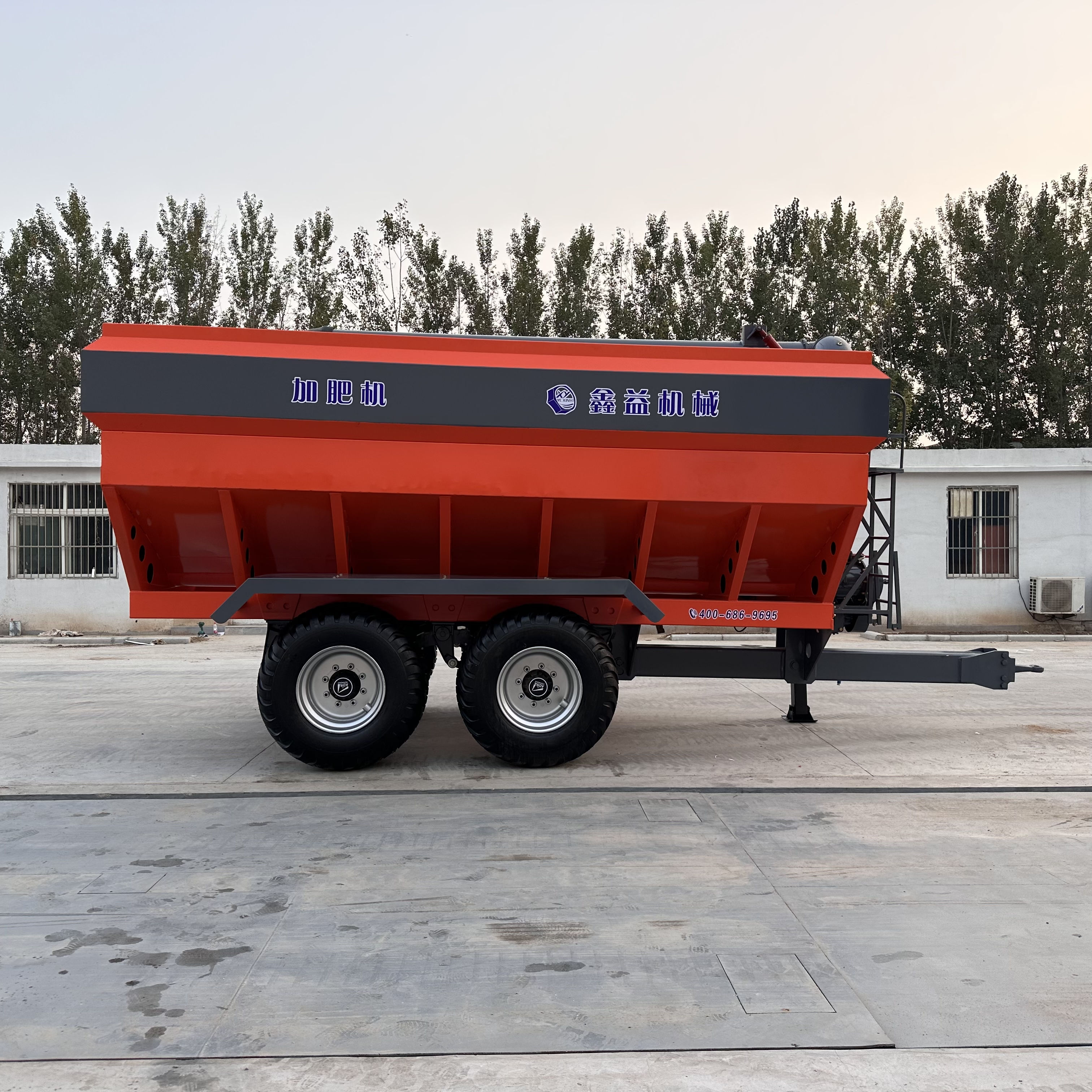 Buy cheap 20 Cubes Grain and Fertilizer Transport Trailer with 24T Loading Capacity and 180hp Supporting Power from wholesalers