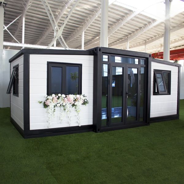 Quality Compact Structure Expandable Container House Steel Frame Prefab Container Homes for sale
