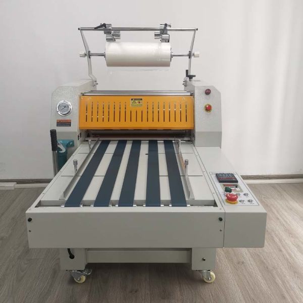 Quality 520mm Industrial Roll Laminator Machine , Automatic Hydraulic Laminating Machine for sale