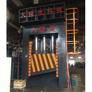 Buy cheap 3PH 50Hz Gantry Shear / Scrap Metal Press 180 - 450KW 380 Voltage Available from wholesalers