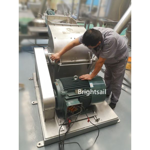 Industry Herb Powder Grinder Machine Automatic With CE 20~400 Mesh