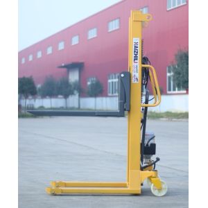 Buy cheap 3000kg Manual Forklift Stacker With Motor Foot Operated Type Short Turning Radius from wholesalers