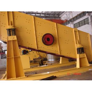 Buy cheap 4YKJ2460 Vibrating Screen Machine 12500kg Separation Sorting from wholesalers