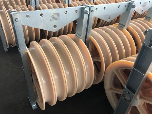 Quality 660 Mm Five Bundled Conductor Stringing Pulley Block for sale