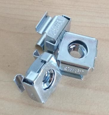 Quality Galvanized Floating Clip Nut Cage Nuts Passivation Surface For Rack Panel for sale