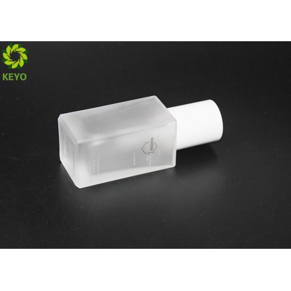 Buy cheap 30ml Glass Cosmetic Containers For Liquid Foundation / Moisturizing Lotion from wholesalers