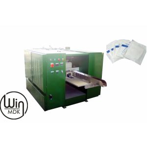 Buy cheap 180pcs/Min Gauze Folding Machine , 2000kgs Self Folding Machine from wholesalers