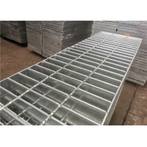 Buy cheap ISO9001 Step Board Galvanized Steel Grating Walkway Pressure Resistance Welding product