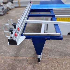 Automatic Precision Sliding Table Panel Saw Machine for Plywood Wood Cutting