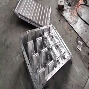 Buy cheap 10000 Shots Plastic Pallet Mold , 80L Rotomolded Rotation Mould from wholesalers