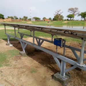 Buy cheap JNTECH 1.1kW Single Phase Solar Pump Inverter With MPPT Function 220/230/240Vac from wholesalers