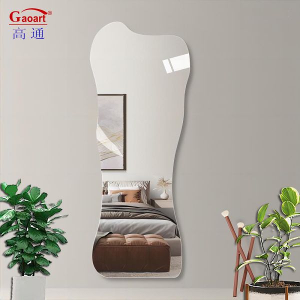Elevate Your Home Decor with Our Sleek and Functional Dressing Mirror